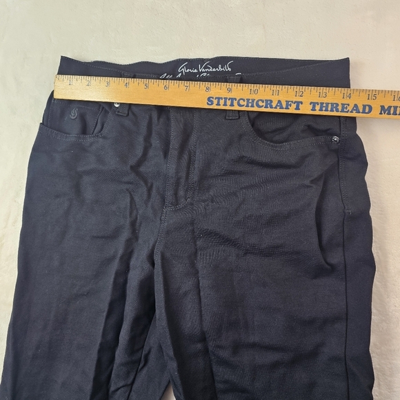 Gloria Vanderbilt Amanda Jeans 10 Short Women’s Slimming Effect - Picture 2 of 13